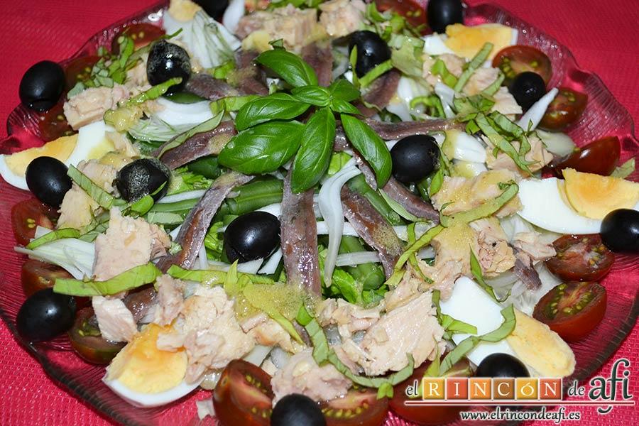 Ensalada Nizarda, sugerencia de presentación