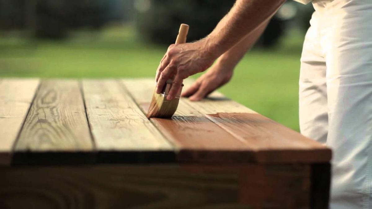 manchas de agua en madera