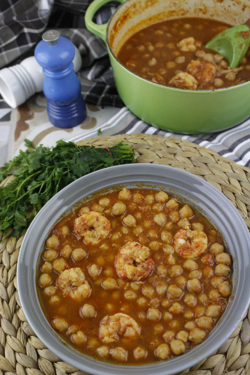 Garbanzos con langostinos o gambones