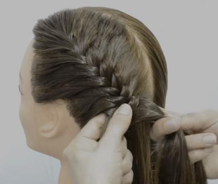 Cómo hacer trenzas de raíz