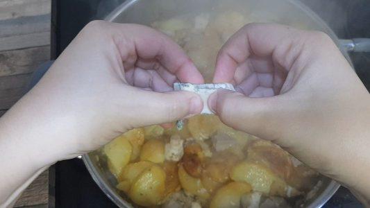 Pollo con patatas al ajo cabañil. Patricienta Cook (10)