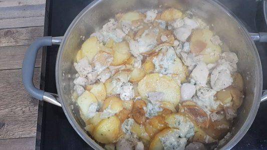 Pollo con patatas al ajo cabañil. Patricienta Cook (11)