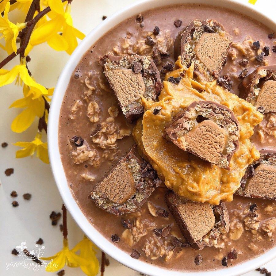 GACHAS DE AVENA CHOCOLATEADAS CON CACAHUETE