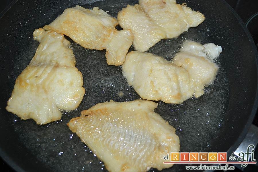 Bacalao a la miel, dorarlo por ambos lados