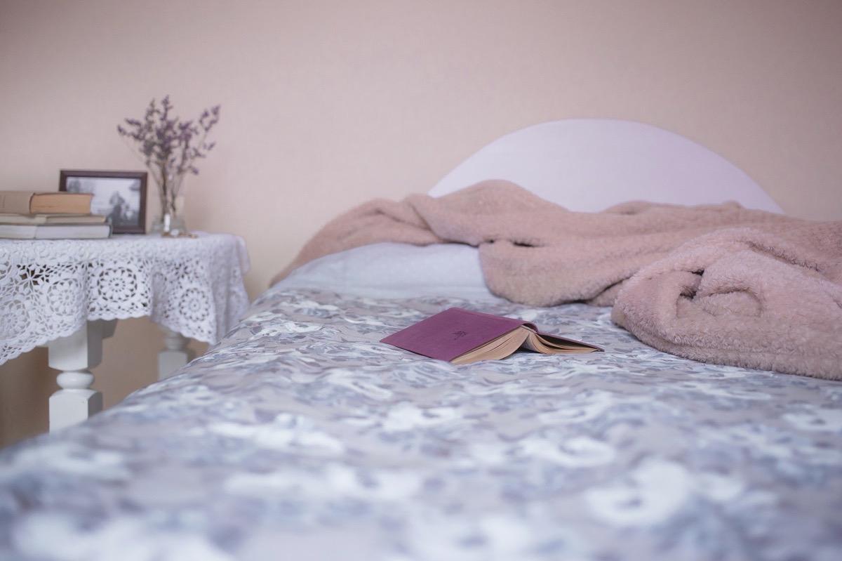 debajo de la cama