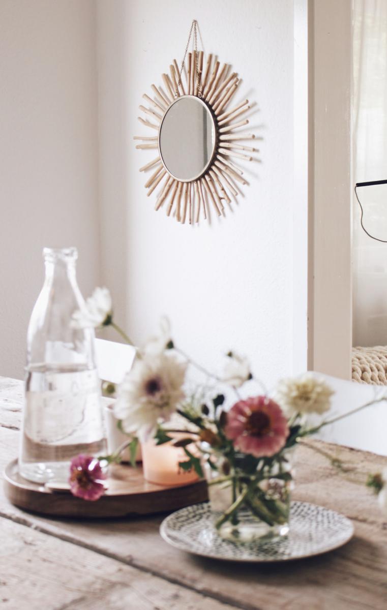 3 manualidades con palitos de madera- Espejo con forma de sol -Laucreativa