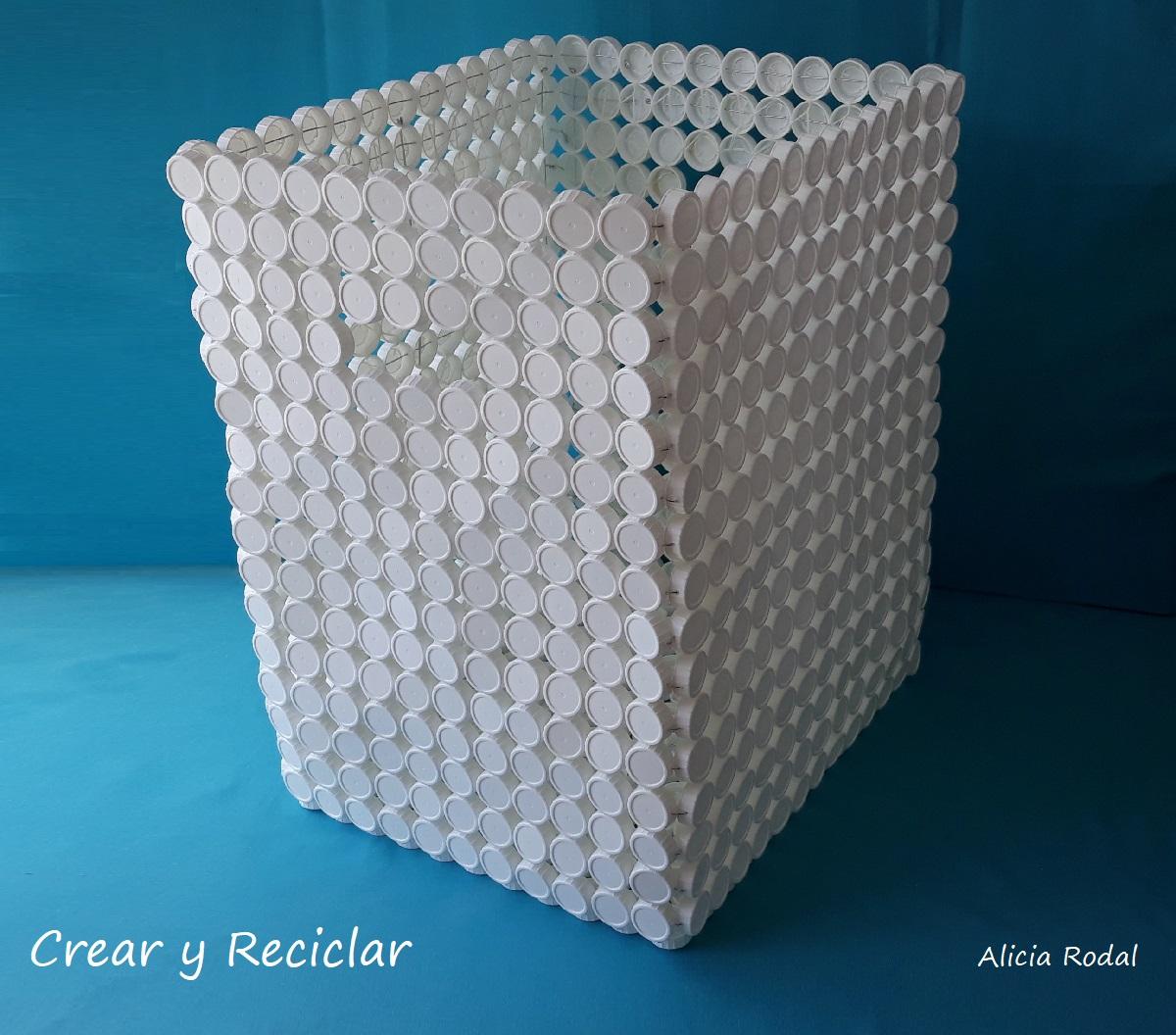 Como hacer una CESTA con tapas de plástico DIY. Reciclaje creativo. Ideas creativas