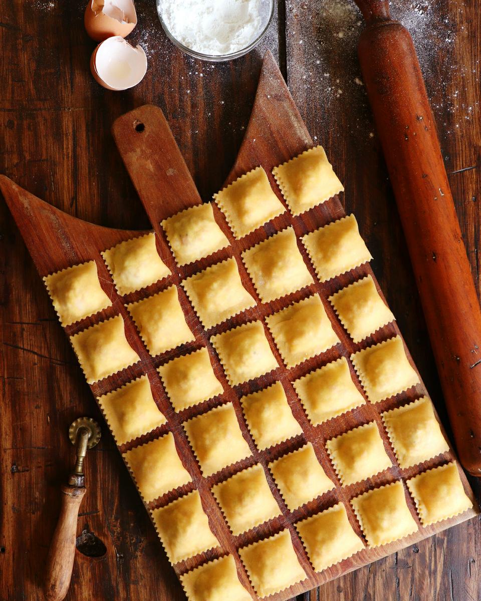 ravioles caseros jamon queso pasta rellena