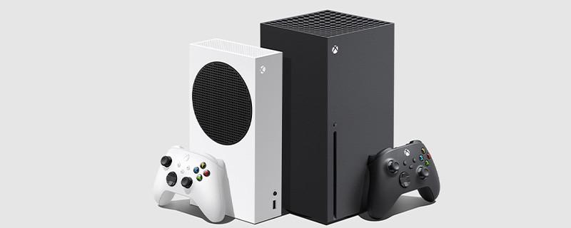 Xbox Series S (Izquierda) y Xbox Series X (Derecha)