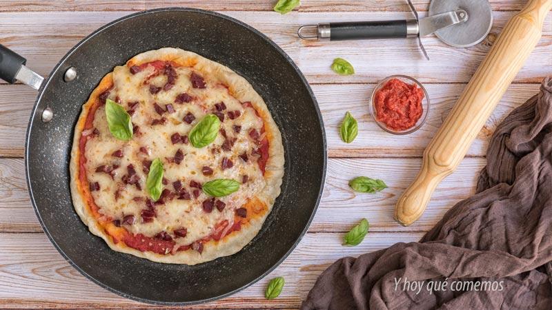 como hacer pizza en sarten sin horno