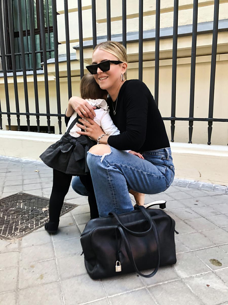 Trini | Levis jeans Wolford top