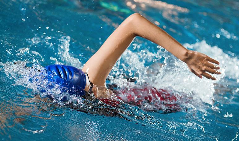 7 beneficios de la natación para las mujeres - Apréndete