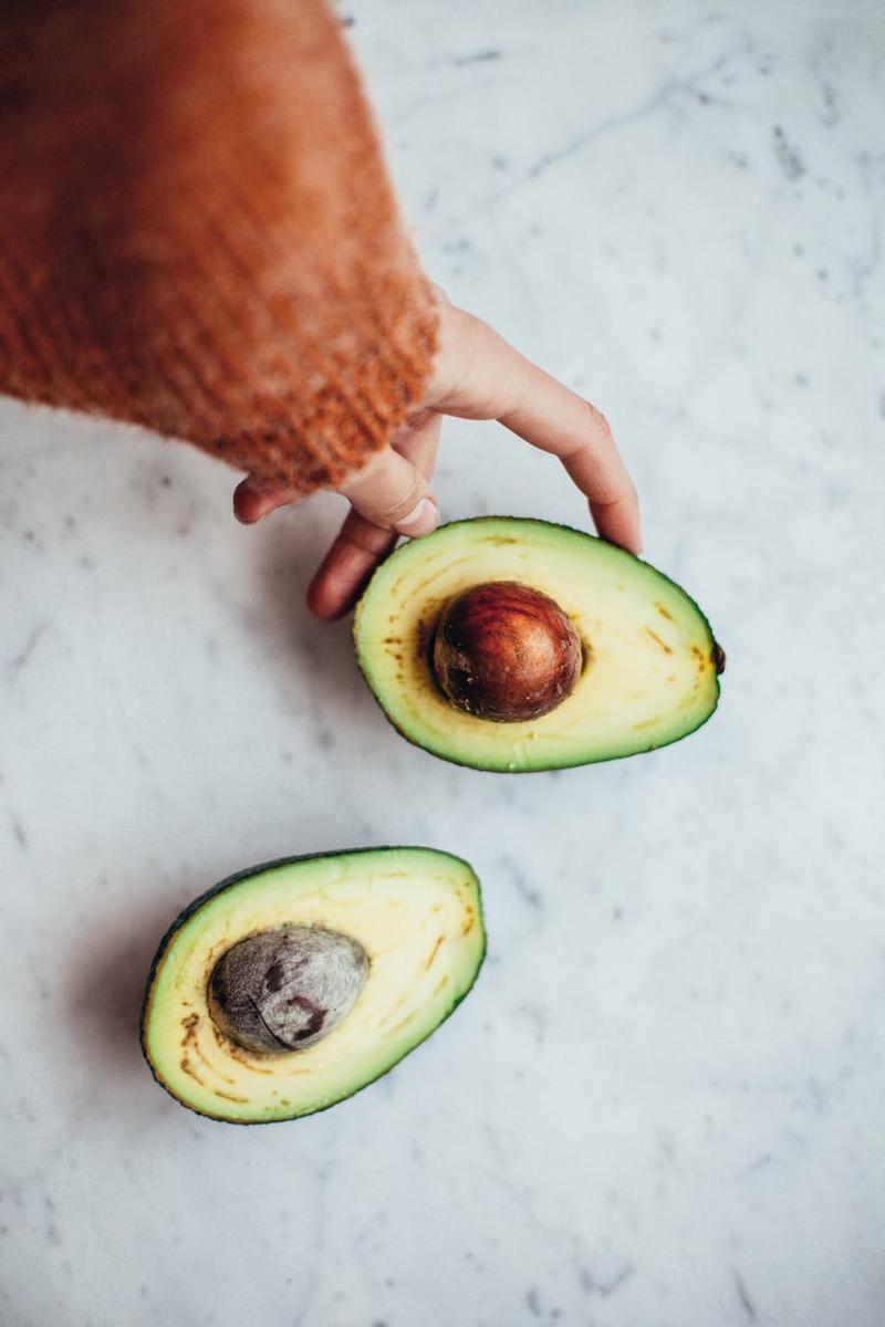 aguacate para el cabello