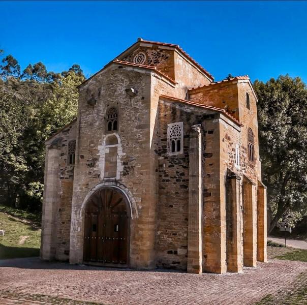 Qué ver en Oviedo, San Miguel de Lillo