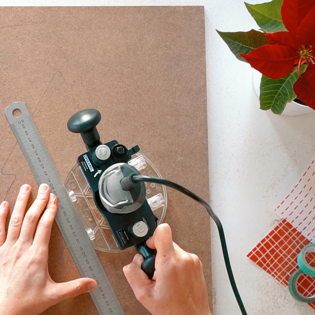 Complemento para fresar por inmersión Dremel 335