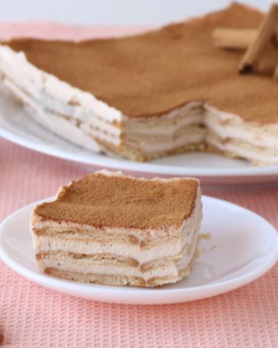 Tarta de galletas de canela