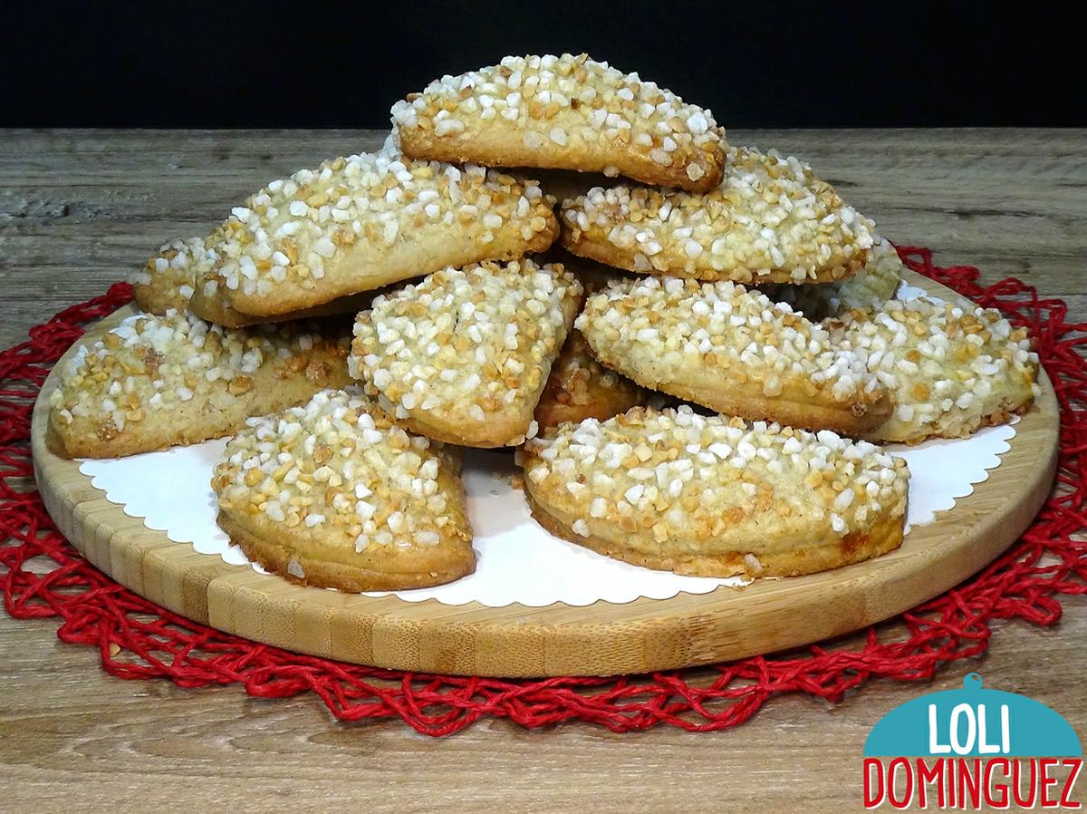 EMPANADILLAS DULCES TOLEDANAS (RECETA TRADICIONAL). Especialmente estos riquísimos dulces se solían hacer por Navidad, aunque están tan ricas que ya se encuentran todo el año en confiterías de Toledo y provincia, la masa es toda una delicia que se deshace en la boca a cada bocado