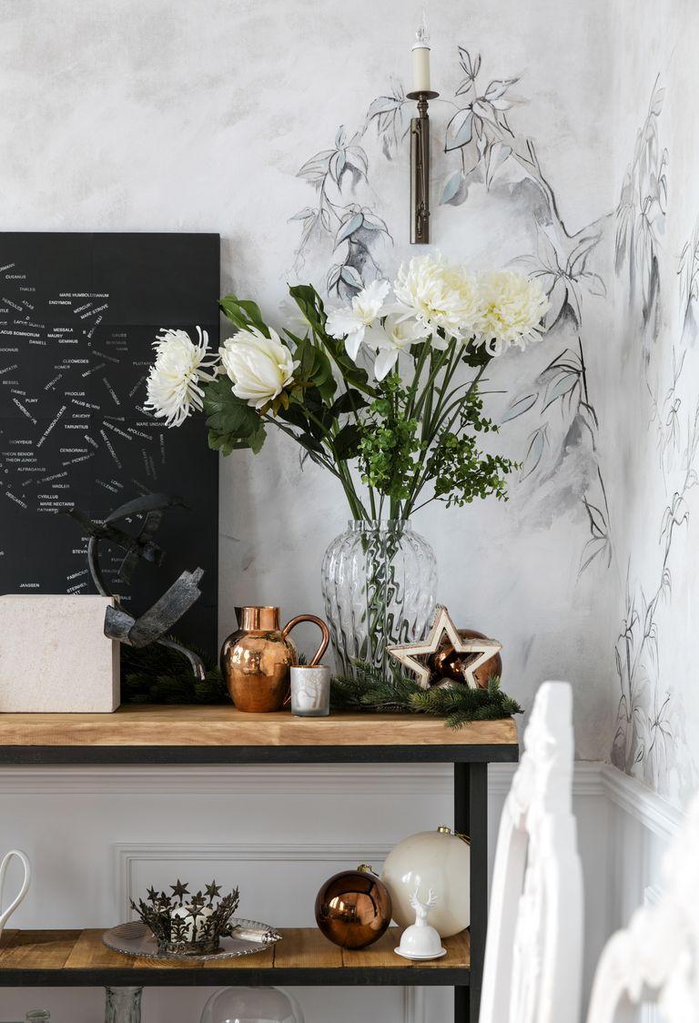 Consejos_decoración_Navidad_diferente_ideas_propuestas_detalles_interiores_comedor-05
