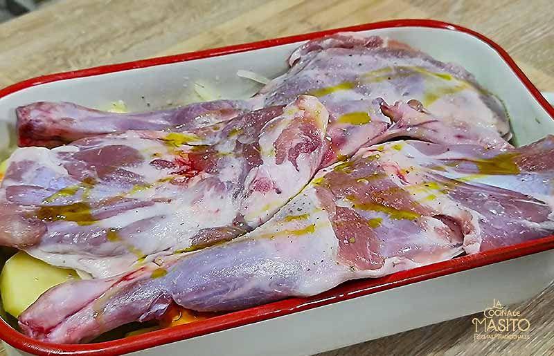 Paletilla de cordero lechal al horno