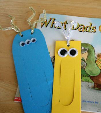 Punto de libro con gomaeva. Vía Pinterest.