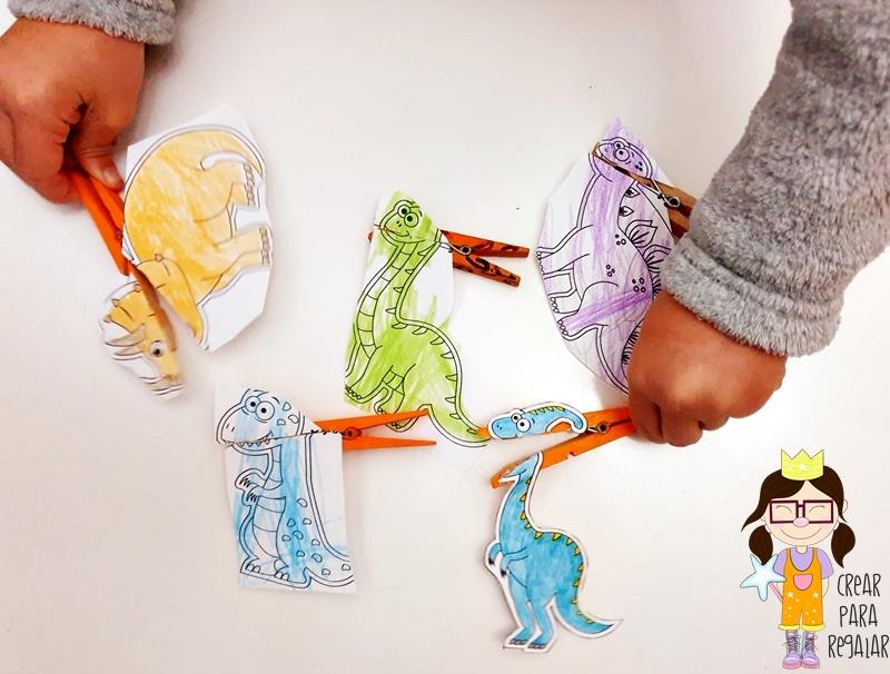 dinosaurios de papel con pinzas