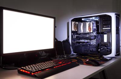 ¿Qué es mejor portátil gaming o sobremesa?