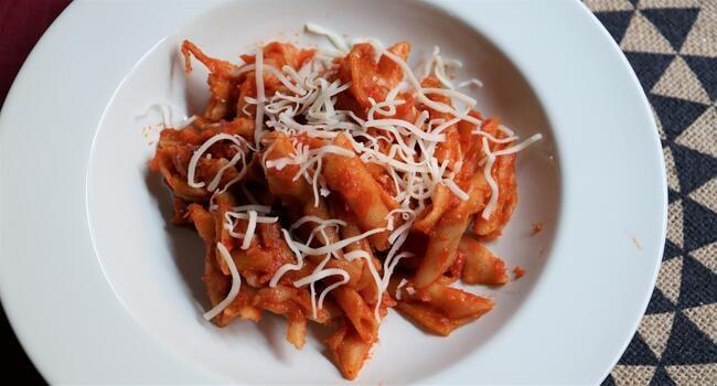 Hacer con Thermomix la receta de macarrones con jamón