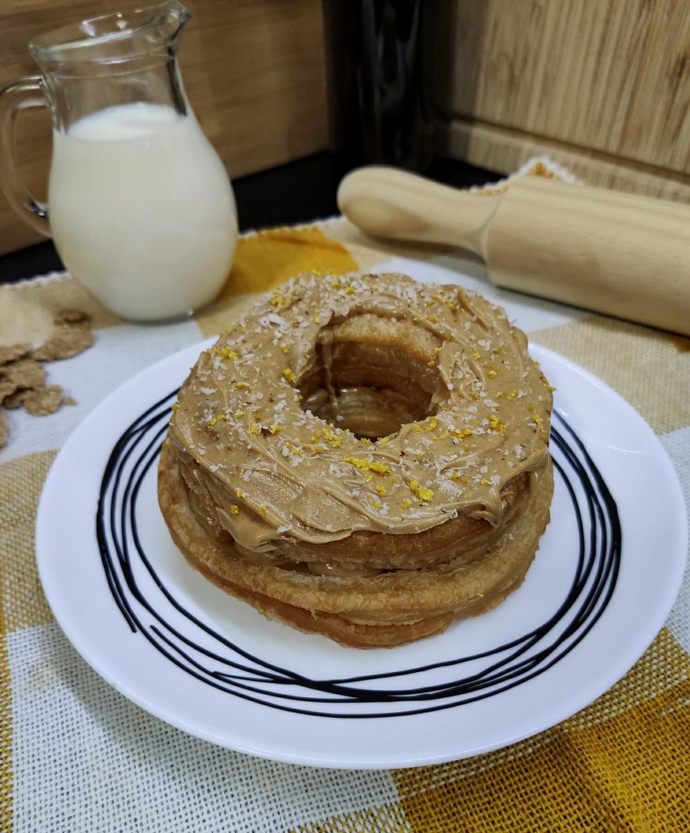 Cronut de mousse de turrón de Dani García