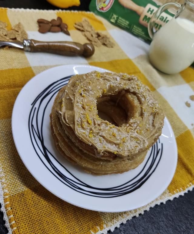 Cronut de mousse de turrón de Dani García