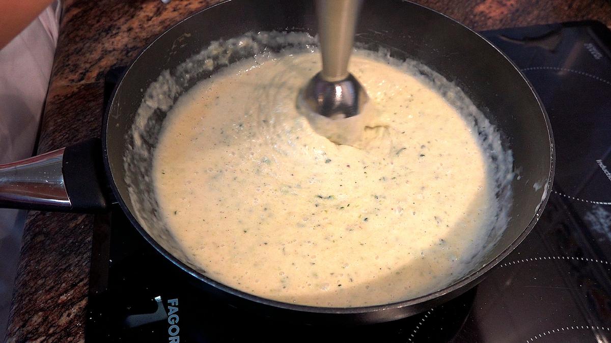 BACALAO AL HORNO CON PATATAS Y BECHAMEL DE CALABACÍN - Foto 8