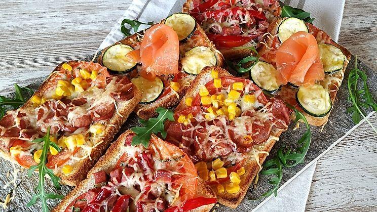 Tostas tricolor