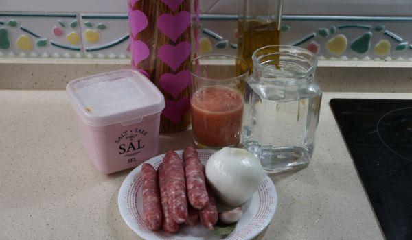 Los ingredientes integrales para hacer espaguetis integrales en Thermomix