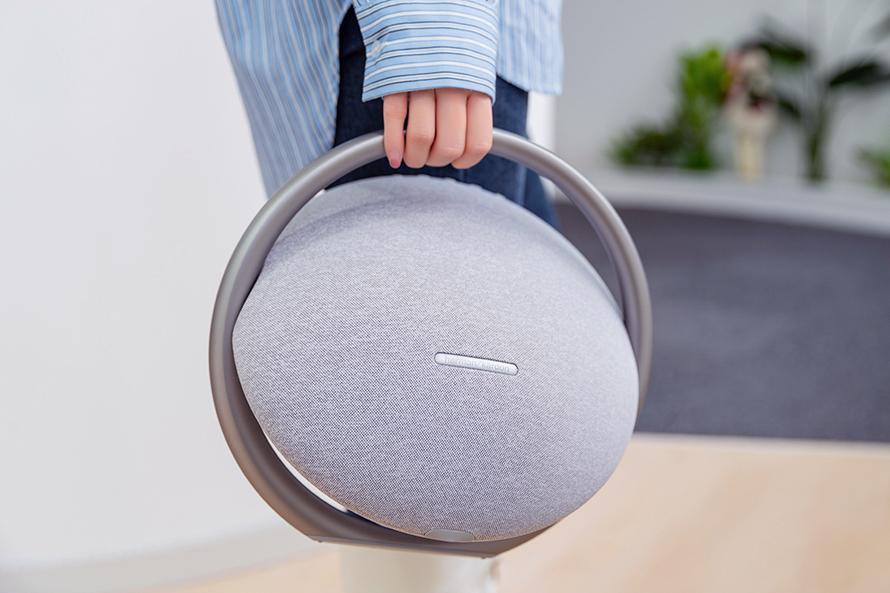 Harman Kardon Onyx Studio 7 - Conectividad