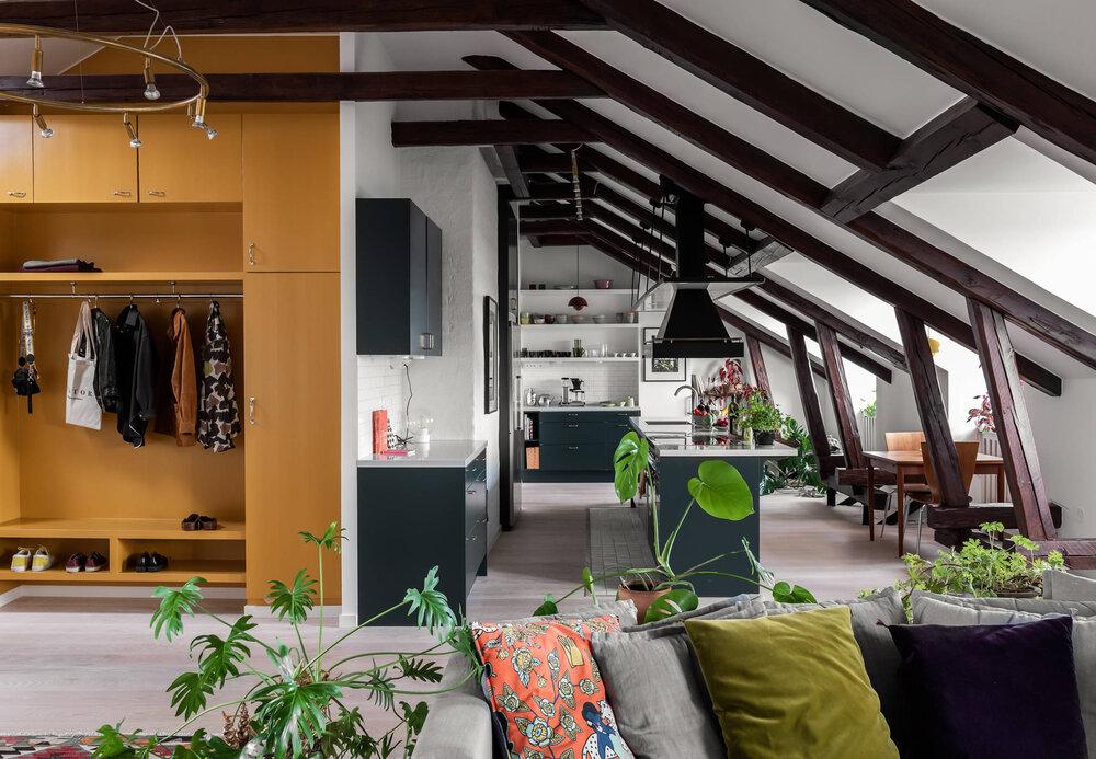 Cocina abuhardillada