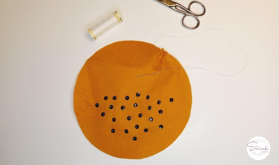 diy_como_hacer_calabazas_textiles_decoración_manualidad_otoño-05
