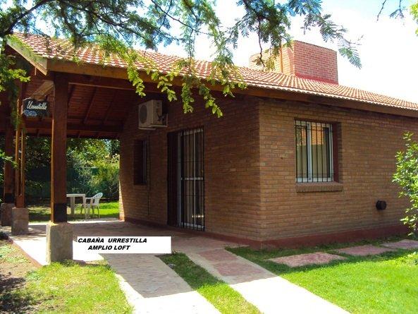 Casas rústicas de ladrillo con porche