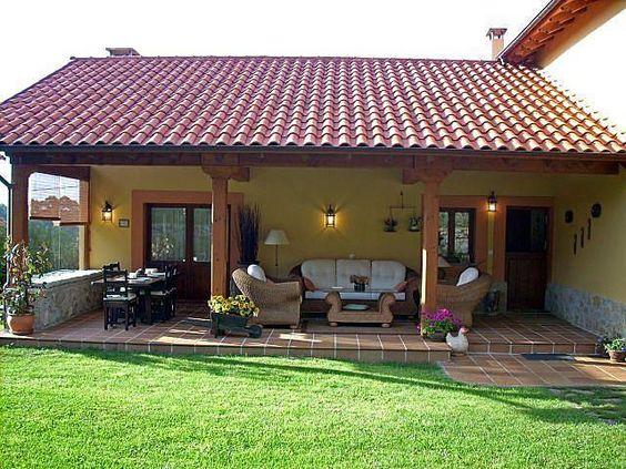 Casas rusticas pequeñas de campo