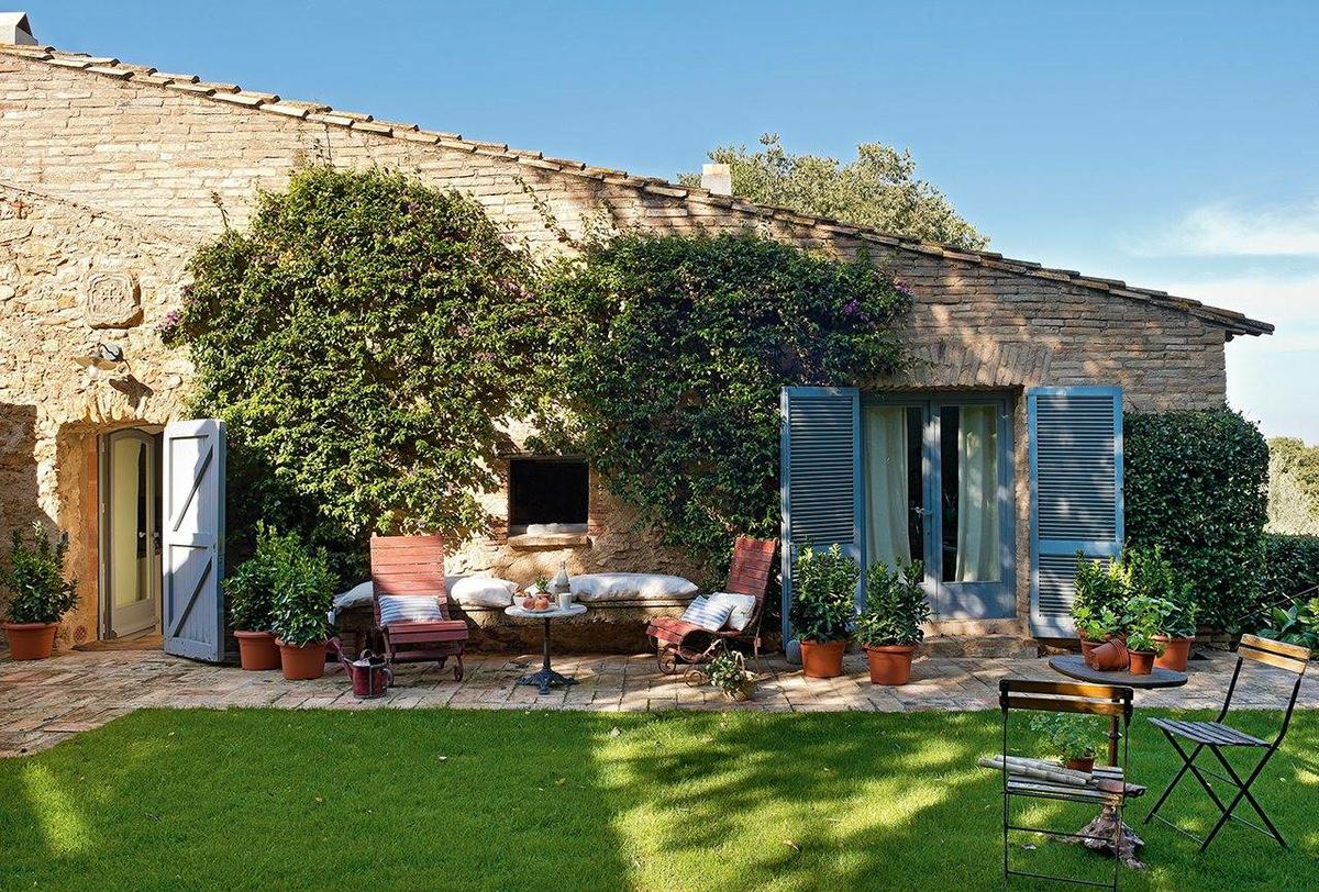 Casas rústicas con jardín