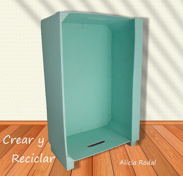 En este tutorial te enseño cómo hacer un mueble joyero con cajas de frutas de madera, si, esas que están en las fruterías. Después de ver esta idea, no volverás a ver las cajas de frutas de la misma manera.