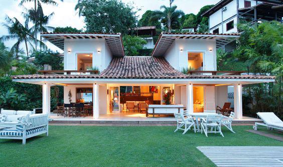 Modelos de casas de dos pisos con teja