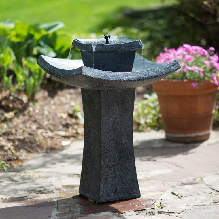 fuentes de diseño oriental al aire libre