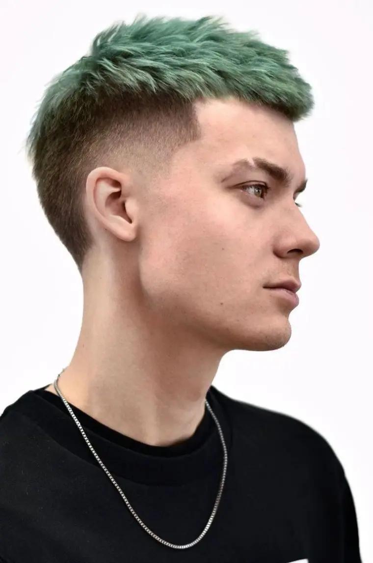 color de cabello de moda para hombres