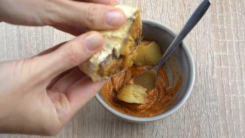 patatas con salsa de ajo facil