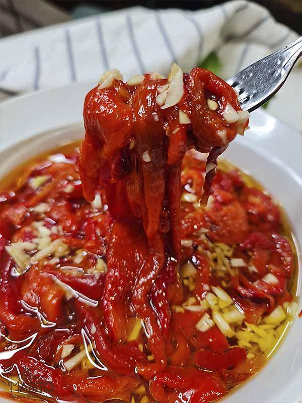 Ensalada de pimientos rojos o pimientos asados al horno