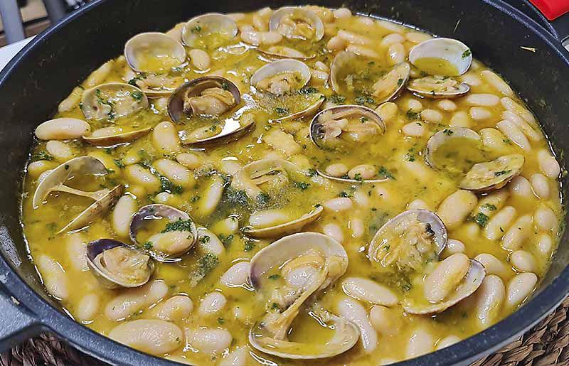 Alubias con almejas La cocina de Masito receta fácil