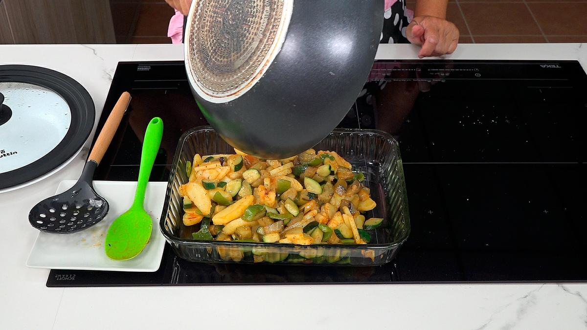 PASTEL DE CARNE CON PATATAS Y VERDURAS - Loli Domínguez - Foto 6