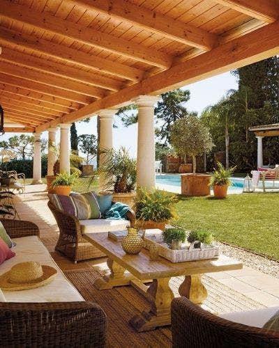 Ideas de terrazas de madera para la parte trasera de tu casa