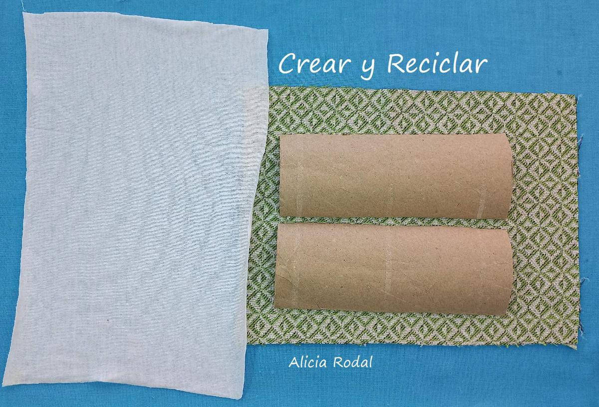 En este tutorial te voy a enseñar que puedes hacer con esos retazos de telas o ropa usada que ya no sirve y un material que todos tenemos en casa, los tubos o rollos de cartón del papel de cocina y baño. Son 3 ideas de prácticos y funcionales estuches que puedes hacer para ti, para vender o regalar.