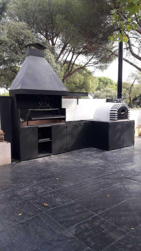 Barbacoas de hierro con horno