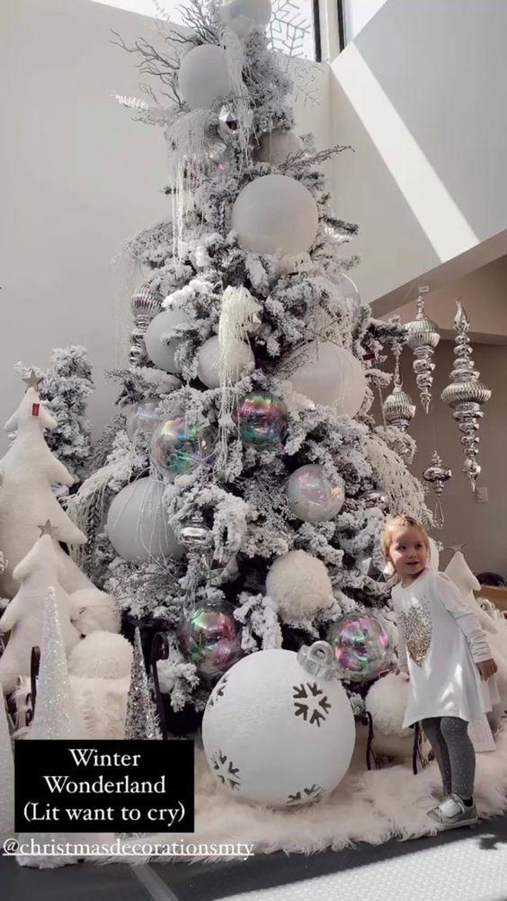 Ideas para decorar con esferas gigantes